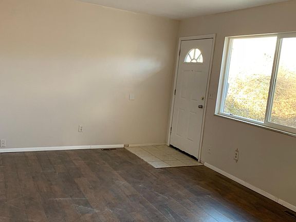 3rd image of 1073 S Osceola St