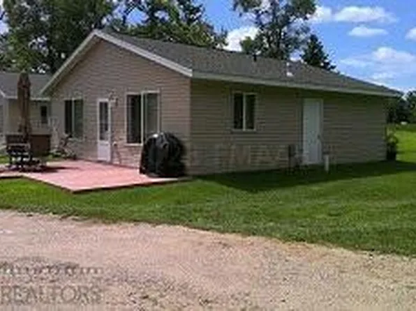 23479 430th St #17, Pelican Rapids, MN 56572