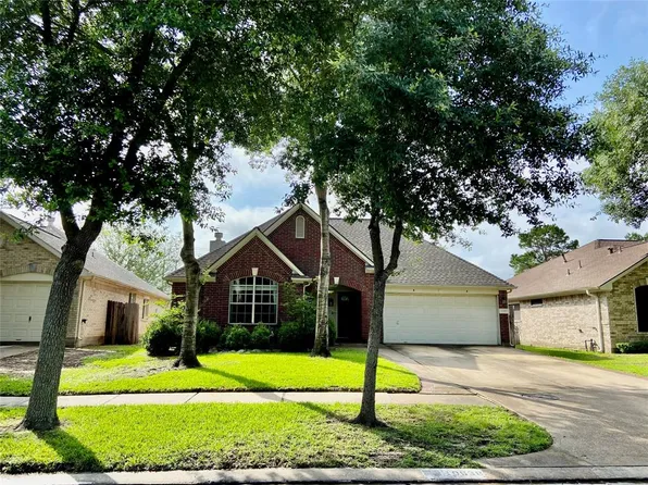 10638 Desert Springs Circle, Houston, TX 77095