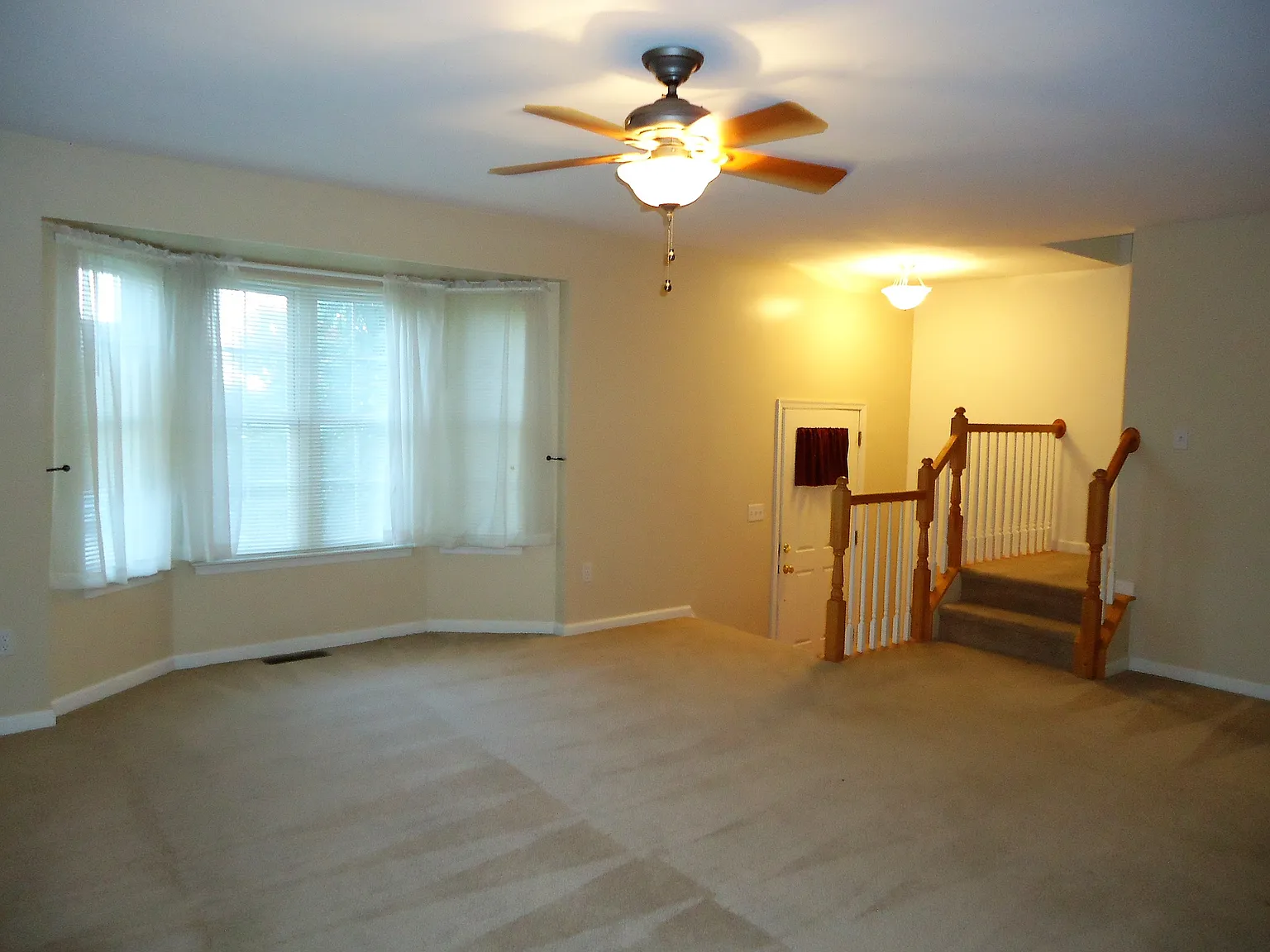2051 Stoneleigh Drive - 1 — Photo 3