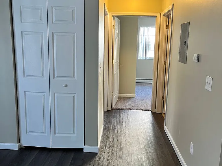 Lakepointe Apartment Homes — Photo 13