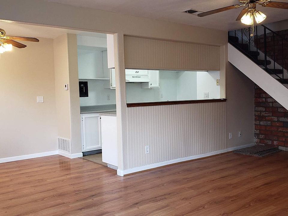 Kitchen/Dining/Living