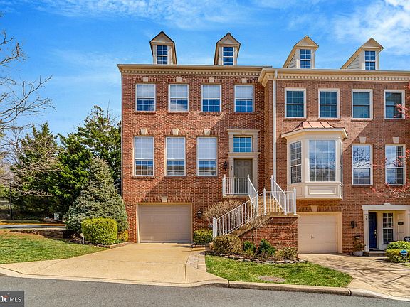 2nd image of 51 Arell Ct