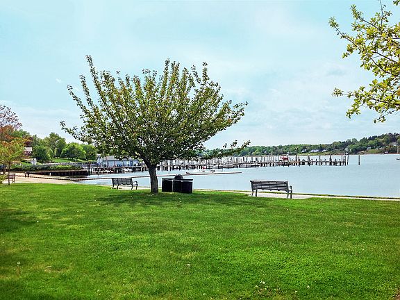 Victory Park- Navesink River