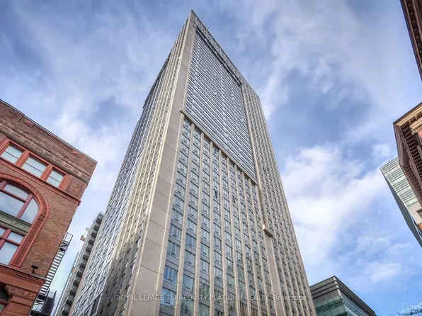 210 Victoria St, Toronto, ON