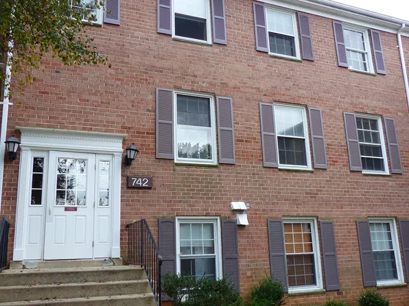742 Quince Orchard Blvd #10, Gaithersburg, MD 20878