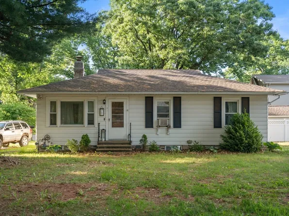 78 Marble Ave, Chicopee, MA 01013