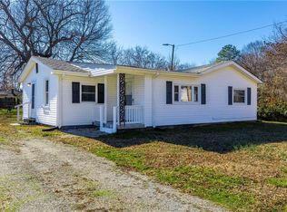 6155 Mendenhall Pl, Archdale, NC 27263