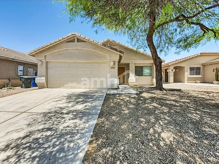 4133 E Lushfield Dr — Photo 1