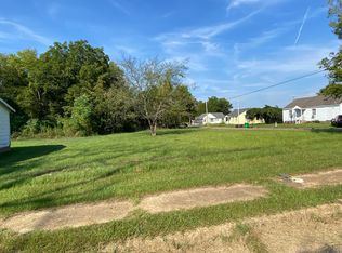 302 19th St S, Columbus, MS 39701