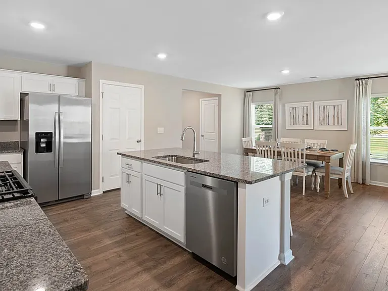614 Evaleigh St — Photo 12