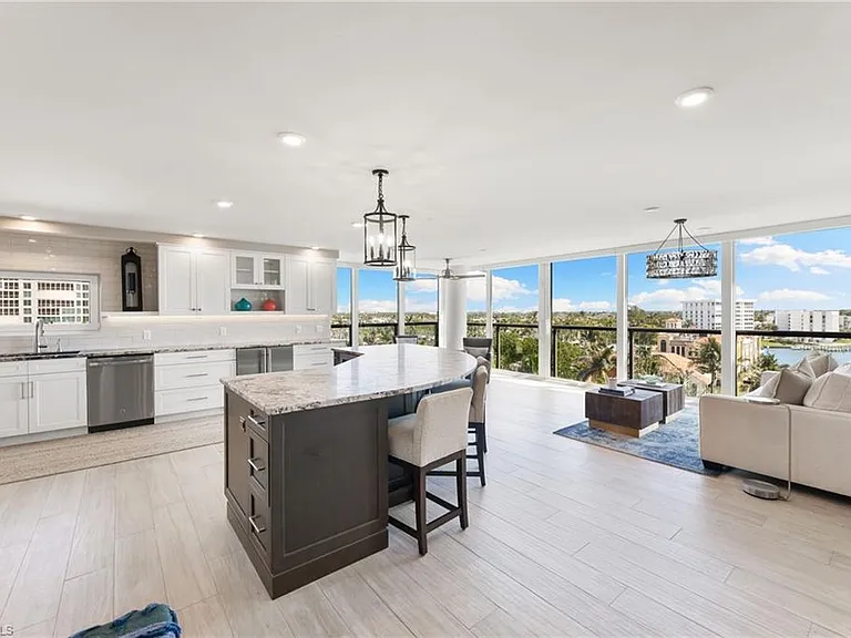 4031 Gulf Shore Blvd N #7D — Photo 11