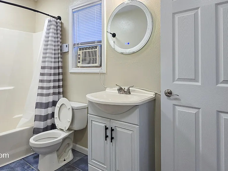 Main Bath