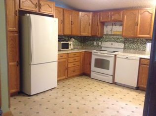 5297 Bladen Rd, Gallipolis, OH 45631