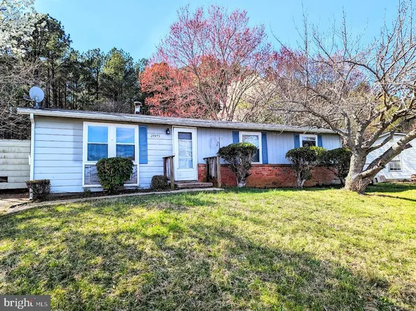 21975 Baja Ln, Great Mills, MD 20634
