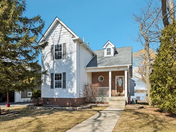 183 Zelinger Ln, Antioch, IL 60002