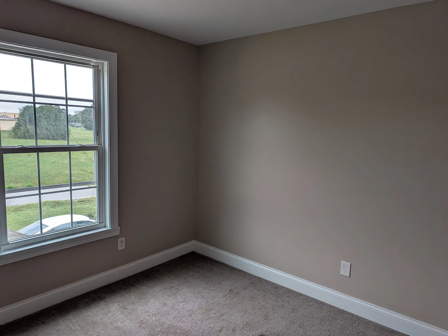 1325 Filbert St — Photo 3