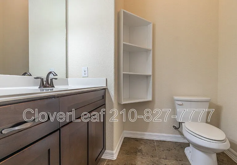 6126 Lowrie — Photo 11