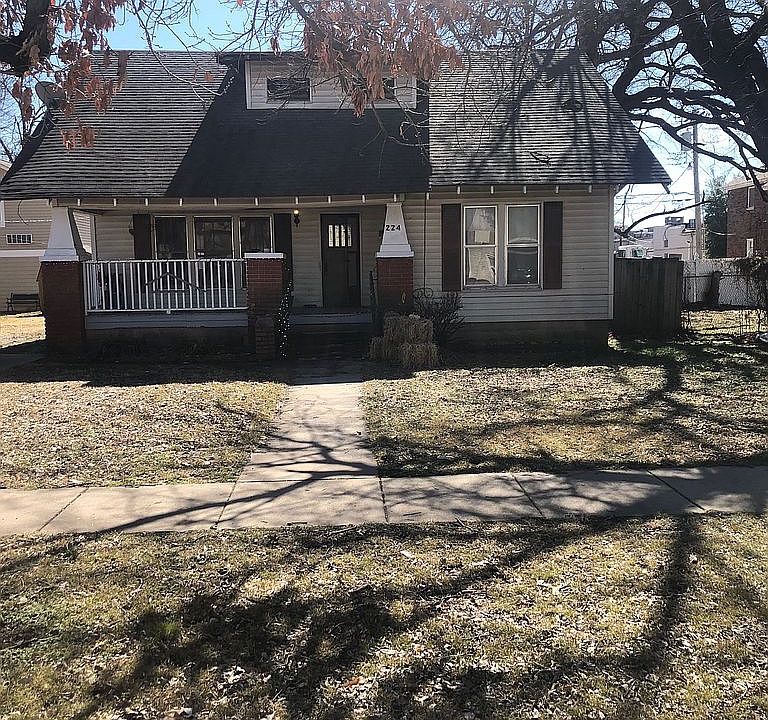 1st image of 224 W Symmes St