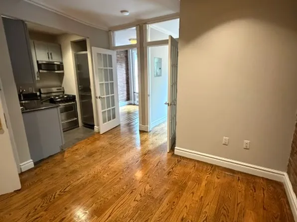 420 East 9th Street image 1 of 6