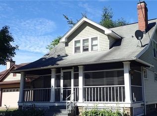 237 North St, Chagrin Falls, OH 44022