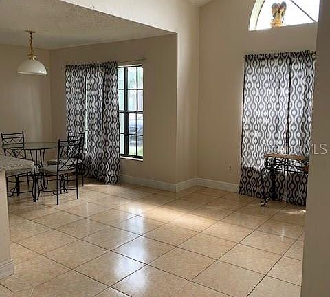 3rd image of 387 Blue Bayou Dr