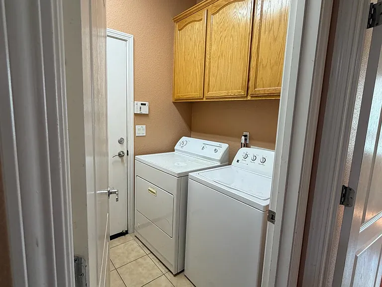 2229 Zittel Dr — Photo 19