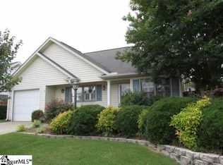 100 Lennox Ln, Easley, SC 29642