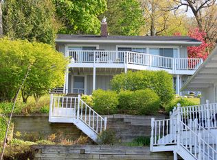 W4160 Lakeview Rd, Lake Geneva, WI 53147