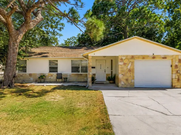 518 62ND AVENUE NE, ST PETERSBURG, FL 33702