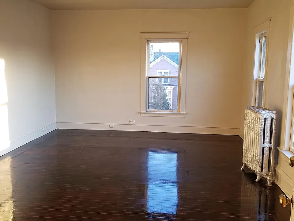 Livingroom - Walking in From Front Door