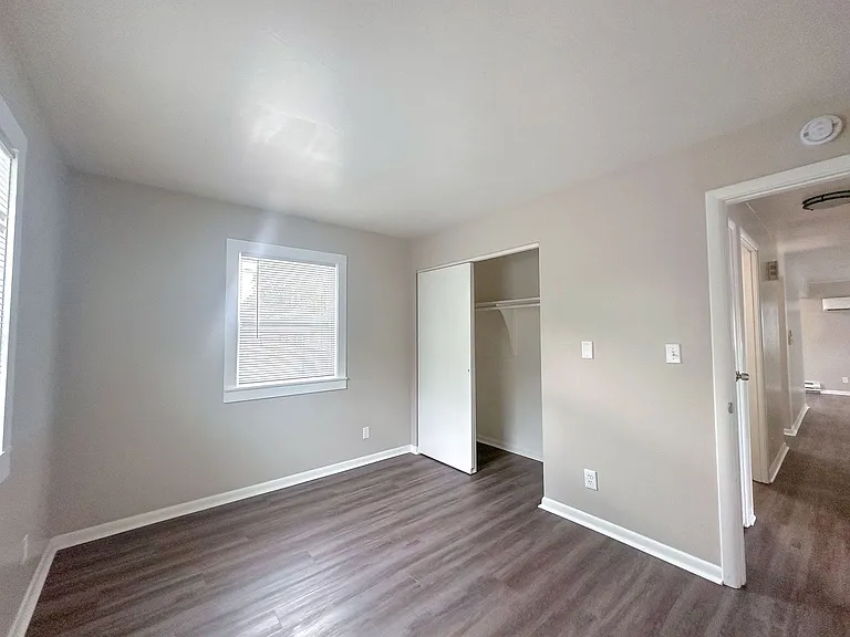 1707 Madison St — Photo 2