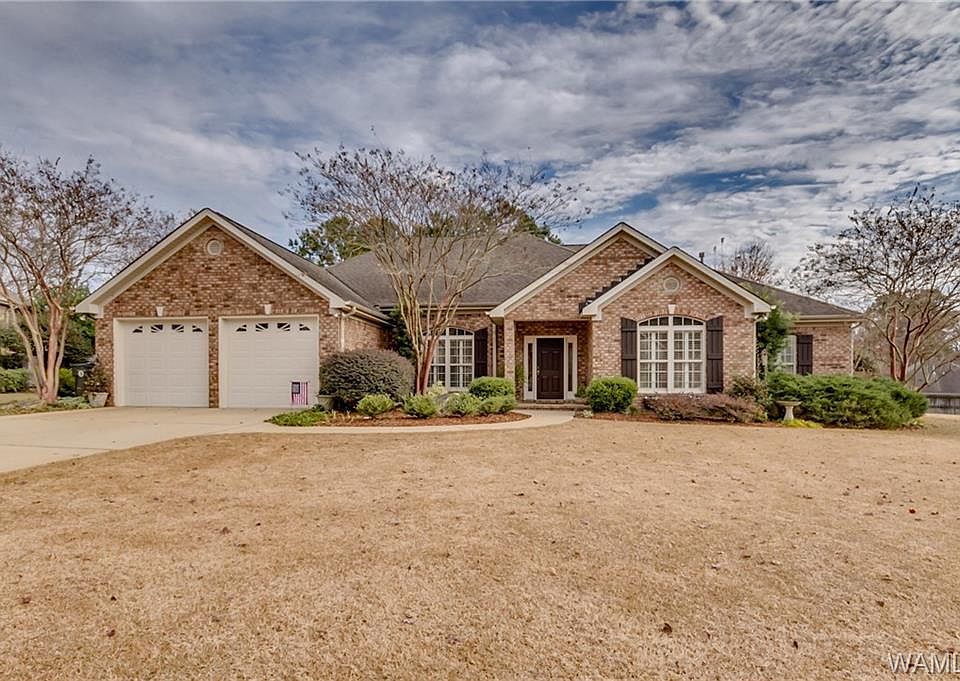1st image of 3679 Brook Highland Dr