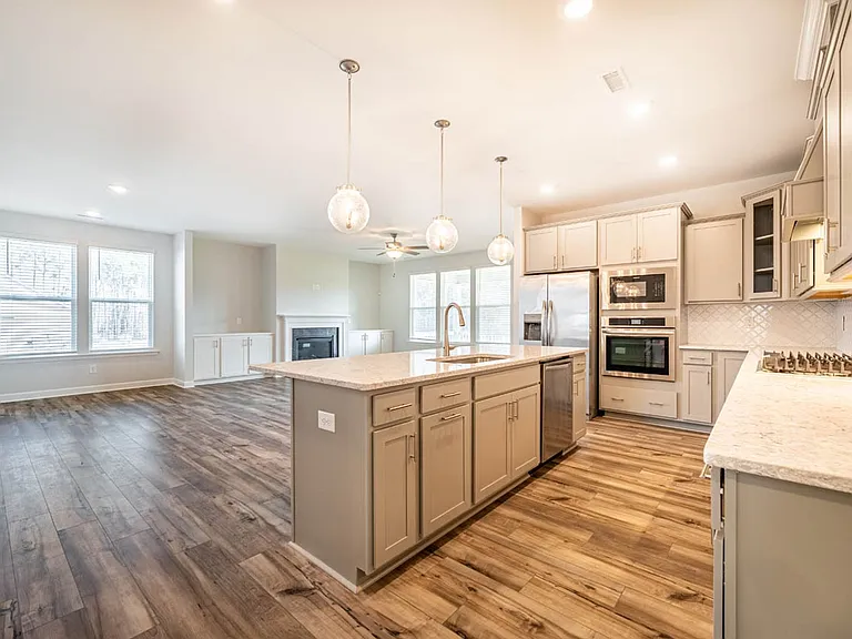 179 Castle Pond Way — Photo 22