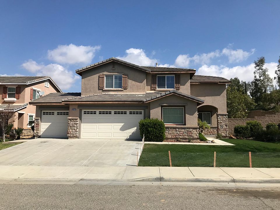1st image of 45022 Sonia Dr