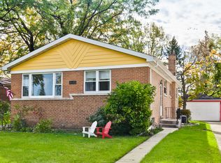 4645 Larch Ave, Glenview, IL