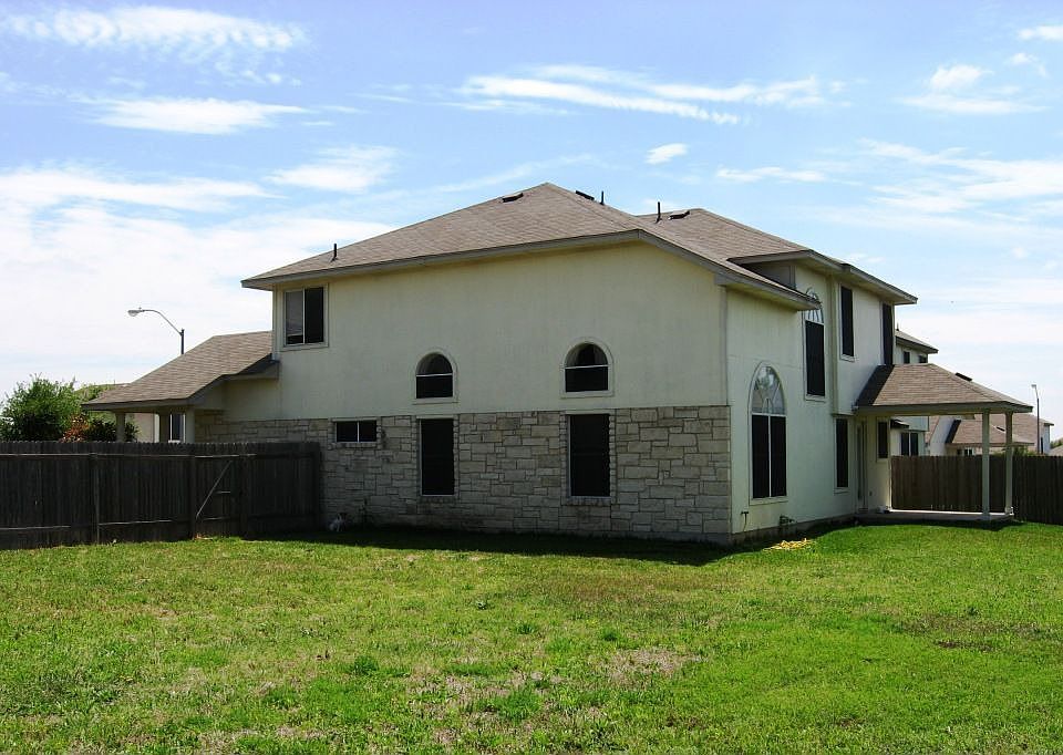 Huge Back Yard