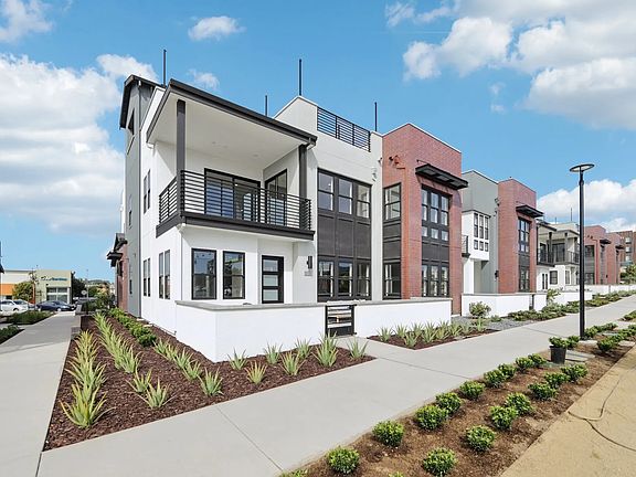 Rooftops Lot 302 Exterior