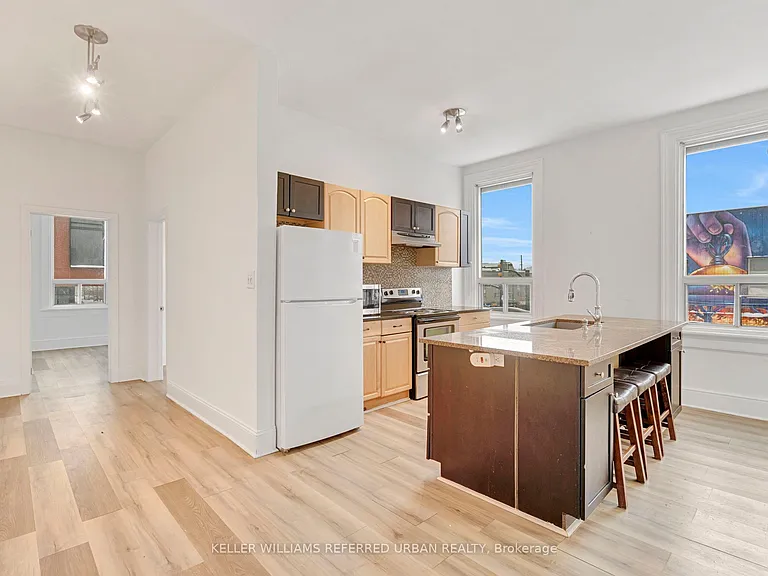 66 Dunlop St W — Photo 19