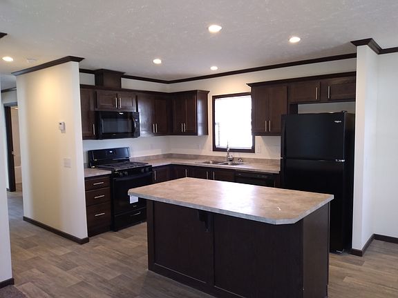 3rd image of 125 Highland Dr #43