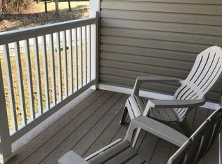 46851 Red Fox Ln, Saint Clairsville, OH 43950