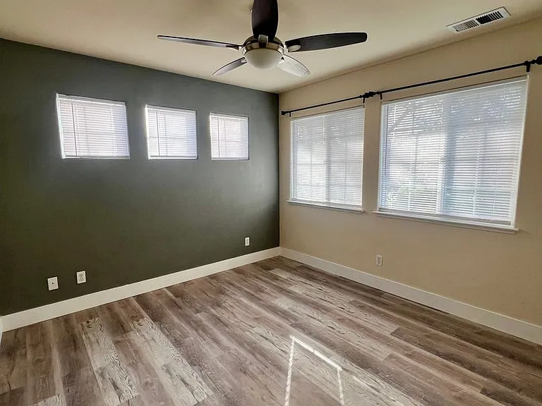 2749 Marlow Ct — Photo 20