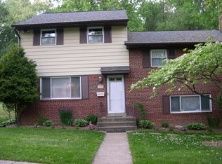 4905 Stickley Rd, Rockville, MD 20852