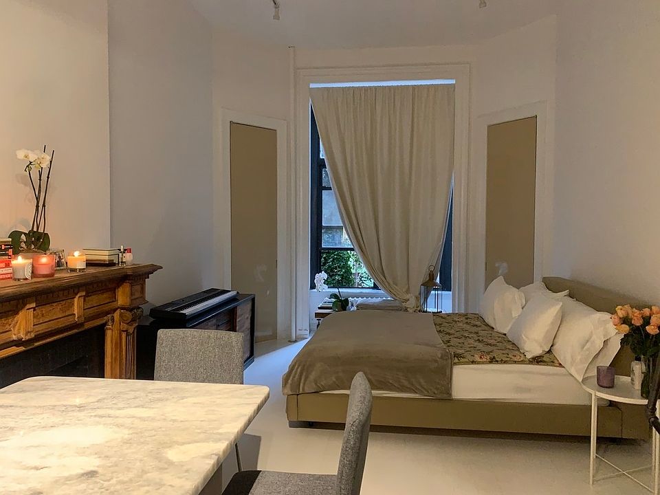1st image of 72 Irving Pl APT 2