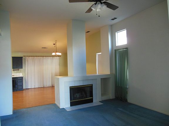 4th image of 4217 Wild Ivy Ln