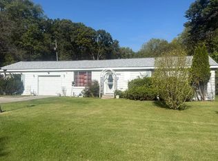 21106 Spears Rd, Pinckney, MI 48169