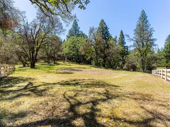 13096 Thoroughbred Loop, Grass Valley, CA 95949