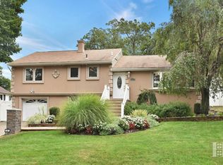 64 Hemlock Rd, Little Falls, NJ 07424