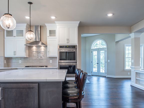 5th image of 6412 Franconia Rd