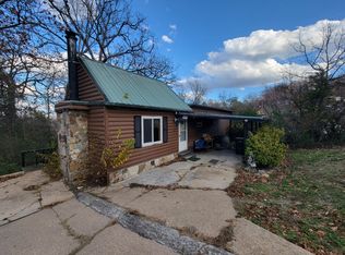 29 Adams Ln, Blue Eye, MO 65611